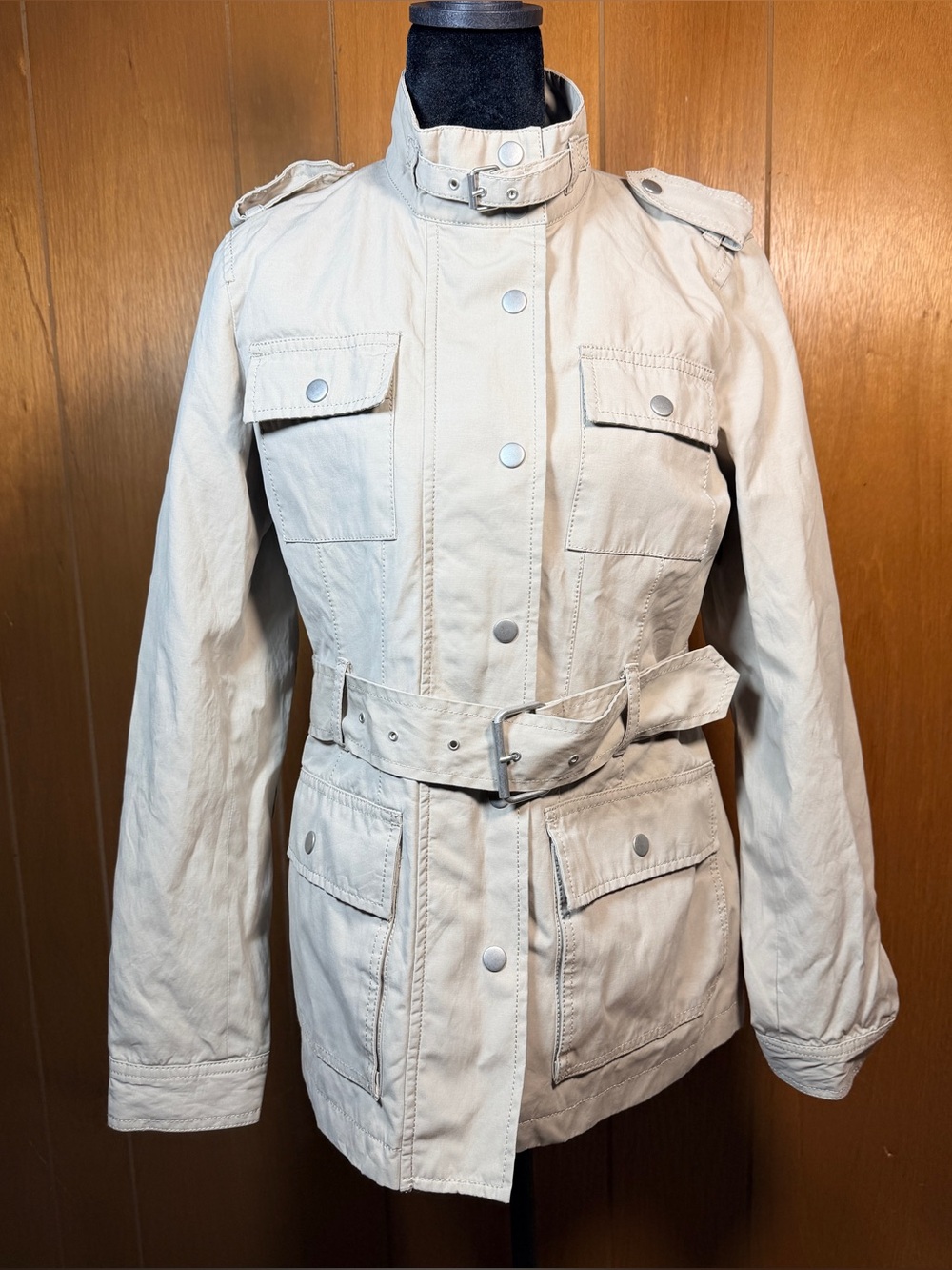 Banana Republic Women's Khaki Utility Safari Jacket.